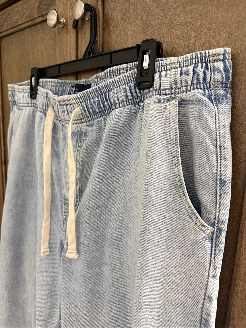 GAP (Viral!) Pull On Wide-Leg Jeans